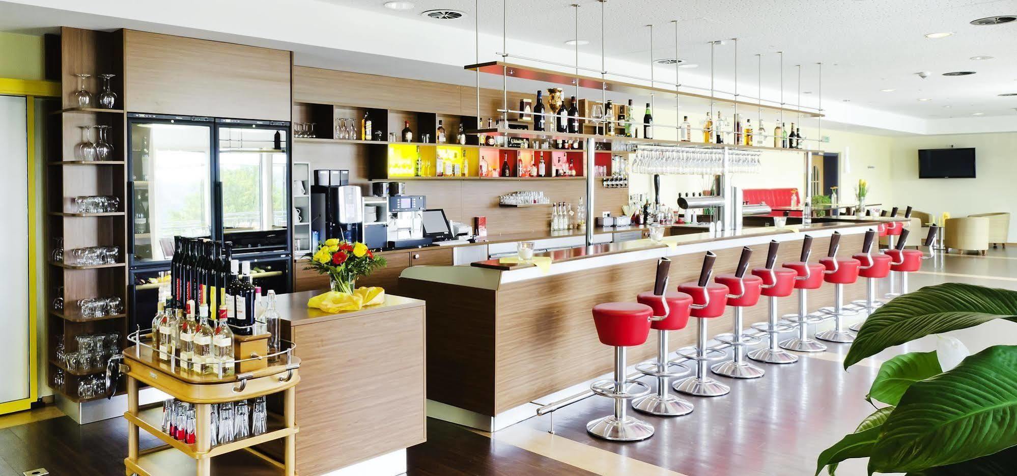Phoenix Hotel Bergneustadt Esterno foto