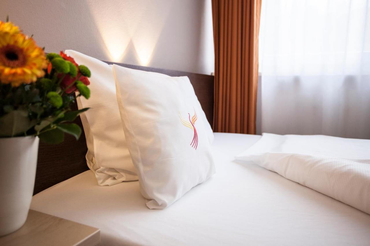 Phoenix Hotel Bergneustadt Esterno foto